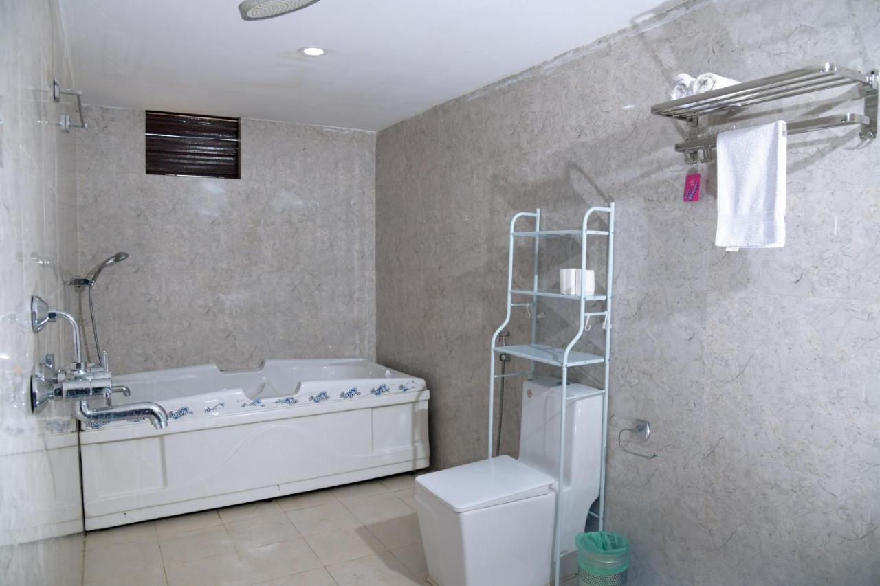 Hotel Airport Deepshree Kathmandu Exterior photo
